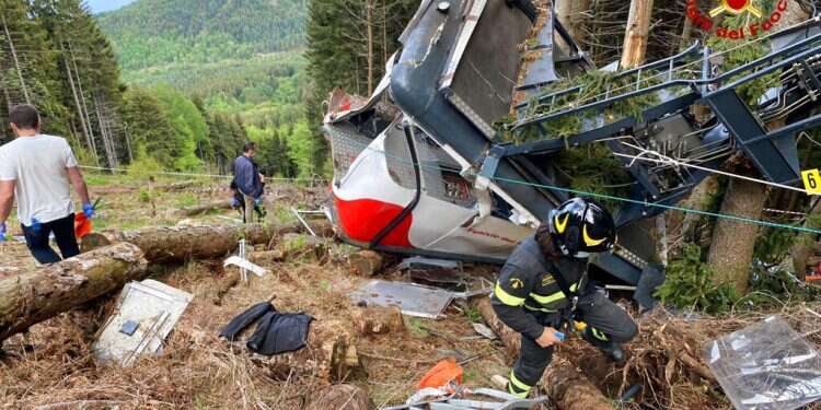 3 arrested in Italy cable car accident that orphaned Israeli boy