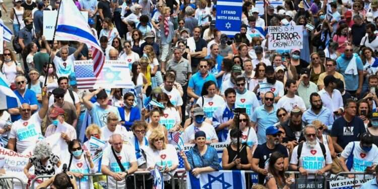 Thousands attend pro-Israel rally in New York