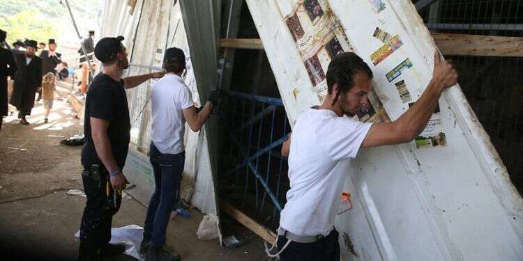 Meron engineers detained for questioning, blame police for disaster