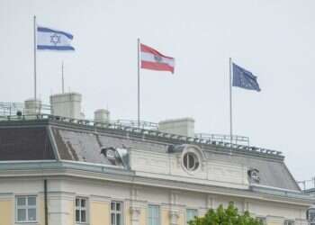 Iranian minister cancels visit to Austria over Israeli flag