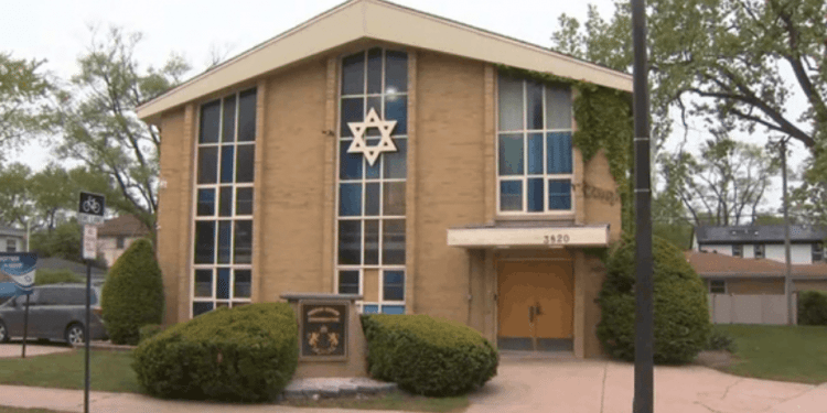 Pro-Palestinians vandalize Illinois synagogue