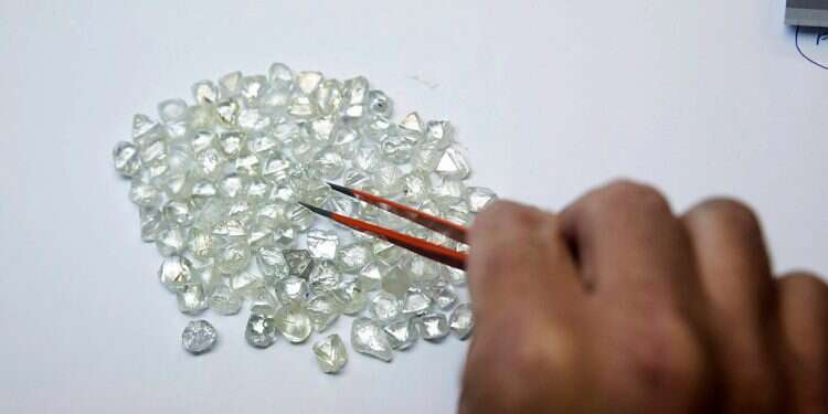 Israel's diamond exports jump 150% from January-May 2021