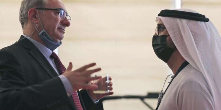 Israelis, Emiratis meet in Dubai to discuss investments