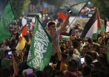 Security forces arrest senior Hamas operative in Ramallah