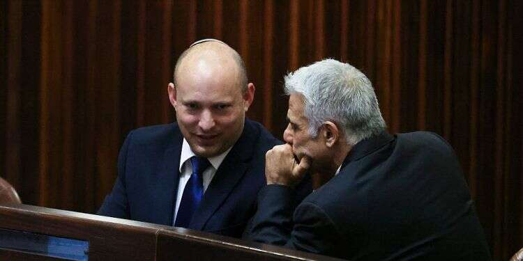 Likud plans 'pressure blitz' on Yamina MKs in effort to undercut budding government