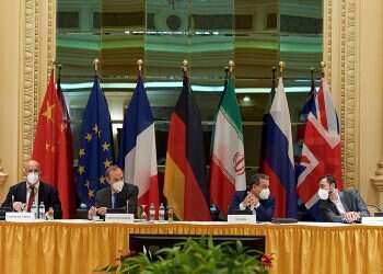 Iran says nuclear talks not at impasse, difficult issues remain
