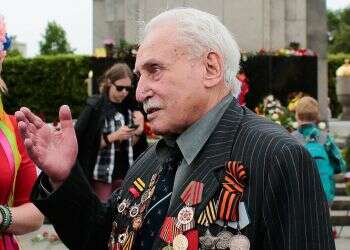 David Dushman, last Auschwitz liberator, dies at 98