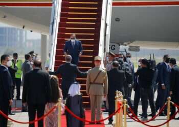 Sisi makes first visit to Iraq by Egyptian leader in decades