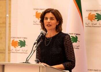 Environmental protection minister seeks to weed out plan for gender segregation in nature reserves