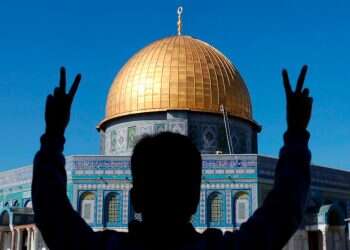 Students in east Jerusalem school vow to 'redeem al-Aqsa'