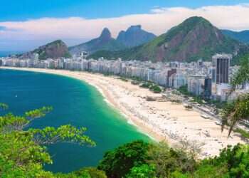 Flying under the radar: Israelis continue to flout travel restrictions