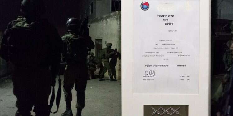 IDF chief commends secret intel unit for 'groundbreaking' work