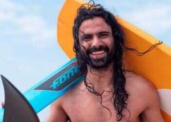 IDF vet who set himself on fire breathing on his own