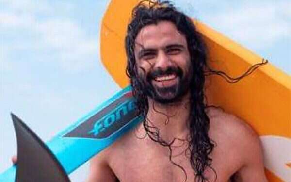 IDF vet who set himself on fire breathing on his own