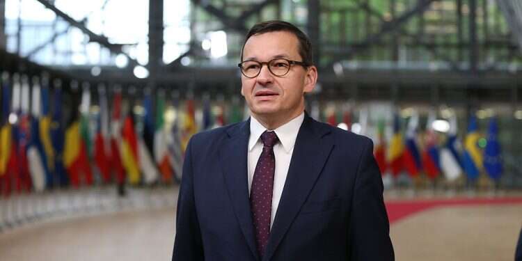 FM Lapid: Polish property restitution bill hints at antisemitism