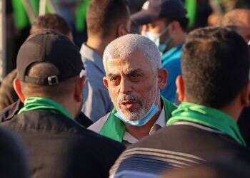 Eyeing Qatari cash, Hamas says 'time not playing in Israel's favor'