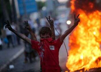 Will Hezbollah try to capitalize on Lebanon's impending collapse?