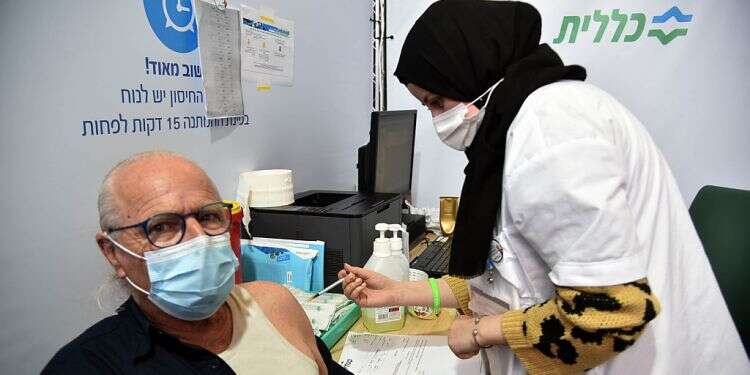 Study: Infection risk rises significantly 5 months after vaccination