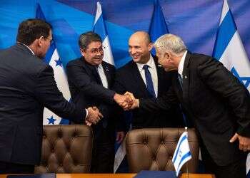 Inch by inch, Israeli diplomacy makes strides