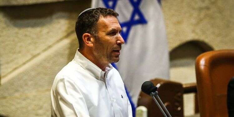 'Israel will not be a haven for divorce refusers,' minister says