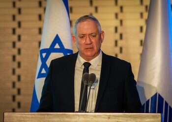 Gantz to visit France to discuss NSO, Iran