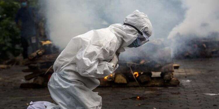 Global COVID-19 deaths hit 4 million amid rush to vaccinate