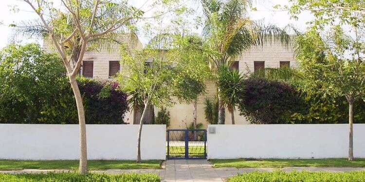 Police probe alleged use of state funds to install luxury jaccuzi at Netanahu's home