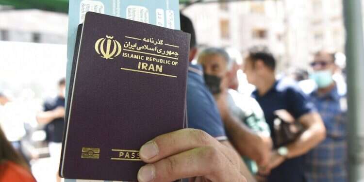 Iranians flock to Armenia for COVID vaccinations