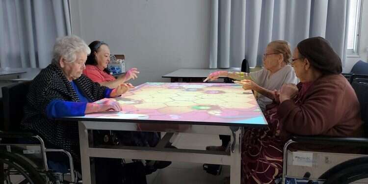 Israel's EyeClick looks out for Canadian seniors