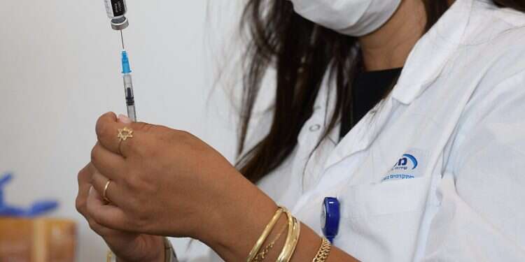 COVID booster shots now available to Israelis age 40 and over