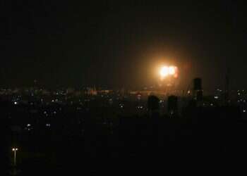 IDF strikes Hamas targets in Gaza as tensions in south grow