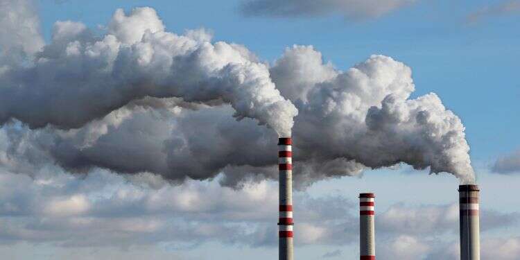 Skeptics question Israel's jump on world's carbon-free bandwagon