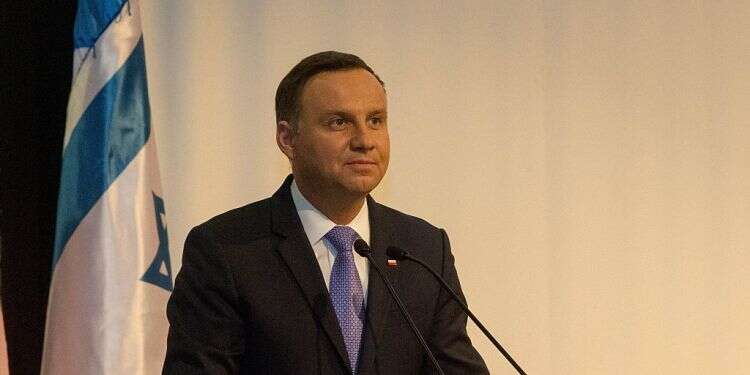 PM blasts Poland's 'disgraceful contempt for memory of Holocaust'