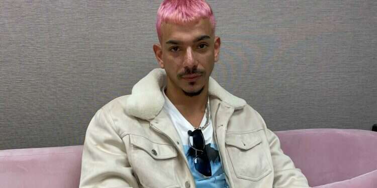 Israeli fashion blogger defies worn-out stereotypes in female-dominated field