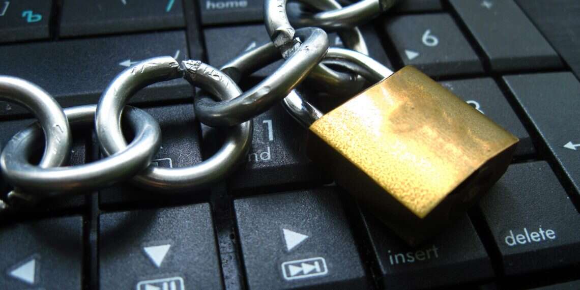 Iranians fear new bill will further restrict internet use