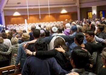 Shooter in fatal attack on Chabad center pleads guilty