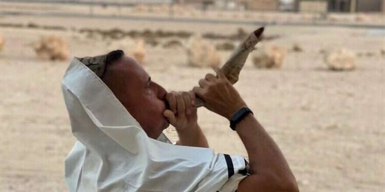 Blowing shofar in the Gulf to mark the arrival of the Jewish New Year 5782 Muslims' interest in learning about High Holidays grows as Gulf opens to Jewish life