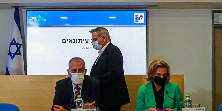 Health Ministry officials decry 'humiliation' at hands of PM at UN