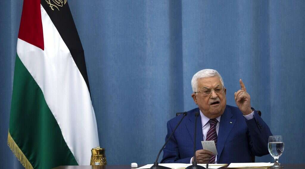 Nearly 80% of Palestinians want Abbas to resign, poll shows