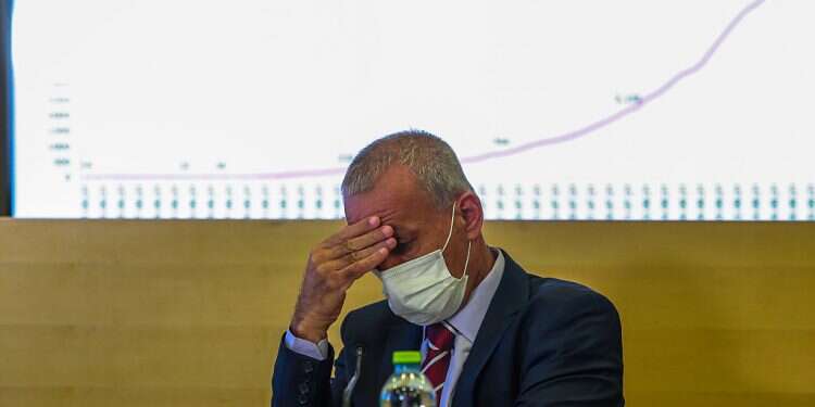 Health Ministry chief: Israel facing unprecedented COVID morbidity levels