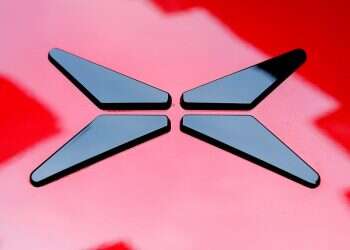 Chinese startup promises flying cars by 2024