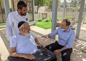 Dr. Shilo Kramer with a rehabilitation patient at the ADI Negev-Nahalat Eran Rehabilitation Village in southern Israel | Courtesy Rehabilitative medicine has power to change the Negev narrative