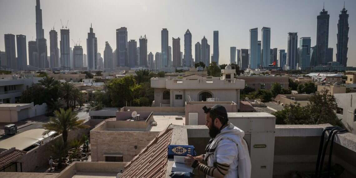Morning Prayer on the Roof of the Jewish Community Center in Dubai, March 2021 // Photo: Getty Images,