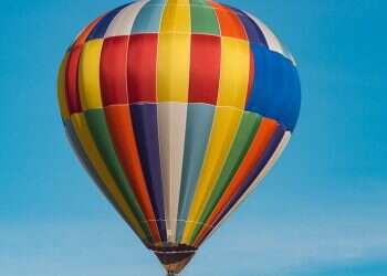 Man dies after falling from hot air balloon in northern Israel