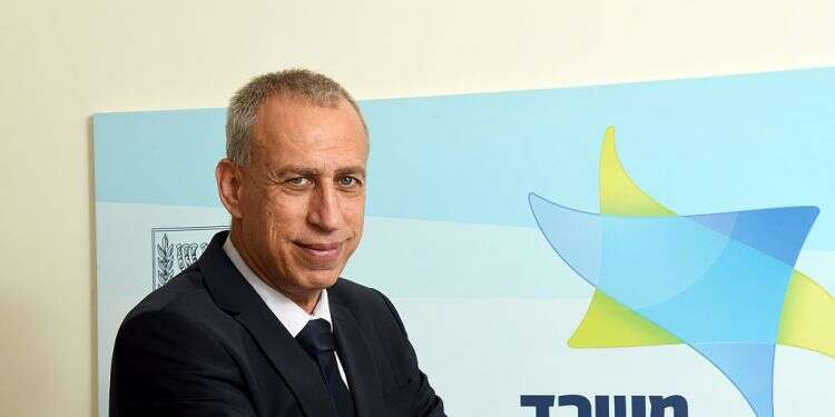 Health Ministry: Israel on track to exit current COVID wave