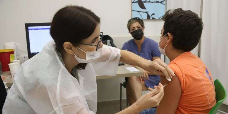 Study: COVID vaccine 90% effective at preventing infection in teens