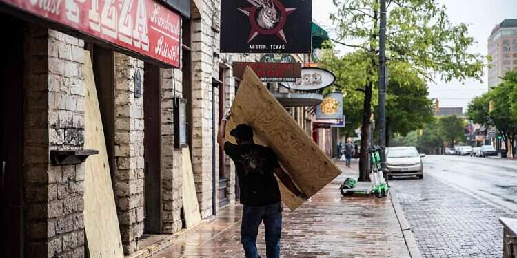 Small fire at Texas synagogue follows spate of incidents