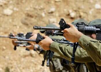 Nearly half of all Israelis support abolishing draft