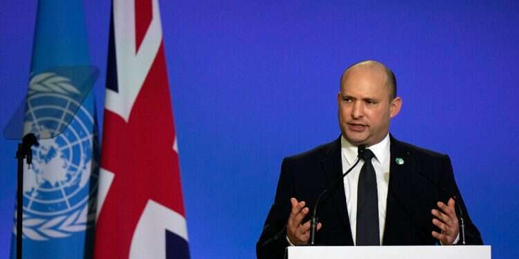 Bennett, Macron discuss Iran, spyware scandal on sidelines of Glasgow summit