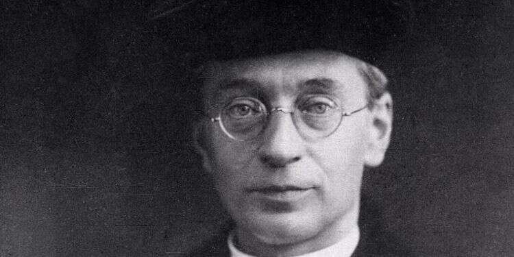 Dutch priest who opposed the Nazis to be made a saint
